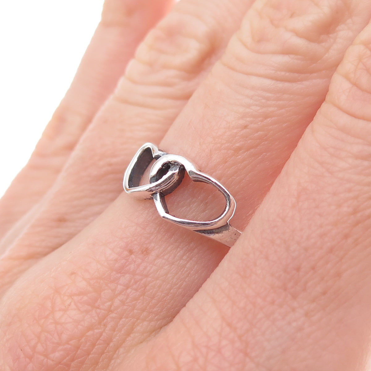 925 Sterling Silver Vintage Interlocked Heart Oxidized Ring Size 7.75