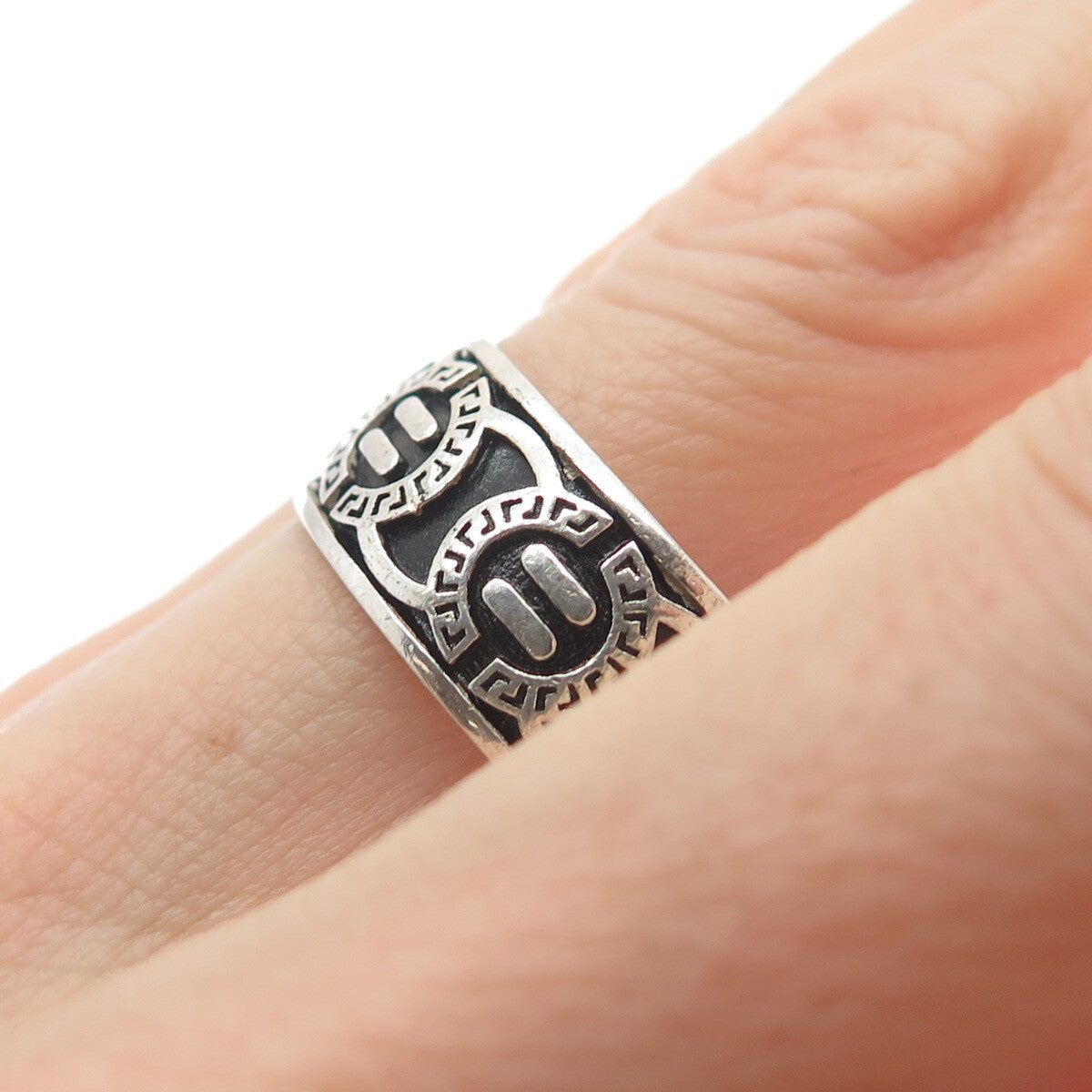 925 Sterling Silver Vintage Greek Circle Link Oxidized Band Ring Size 11.25