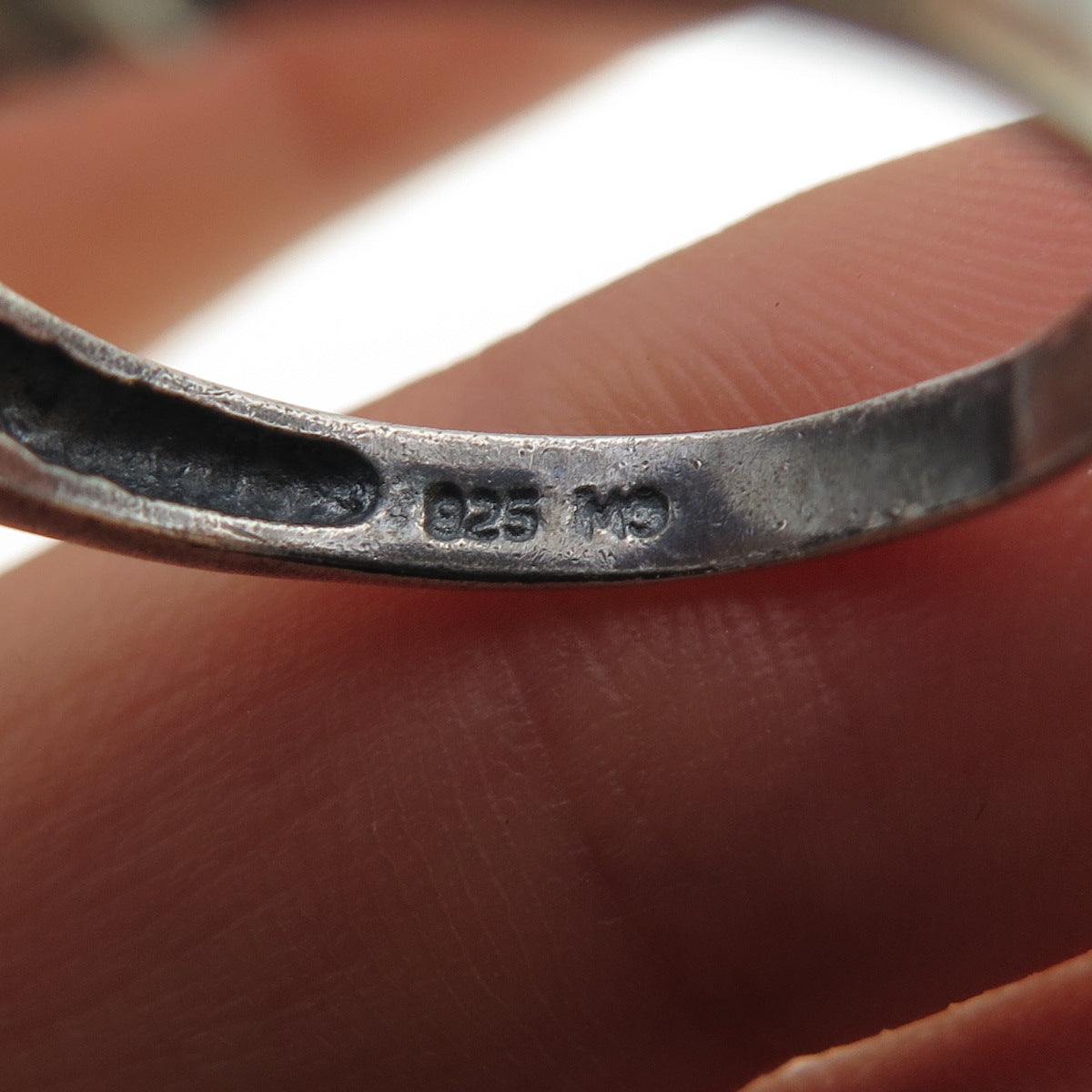 CHARLES WINSTON 925 Sterling Silver Vintage Swirl Oxidized Band Ring Size 8.25