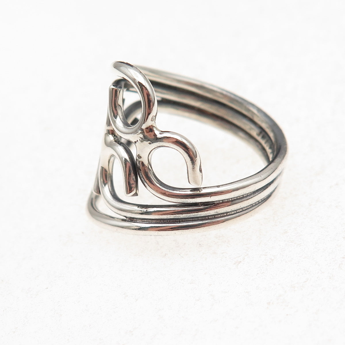 925 Sterling Silver Vintage Modernist Swirl Oxidized Ring Size 8