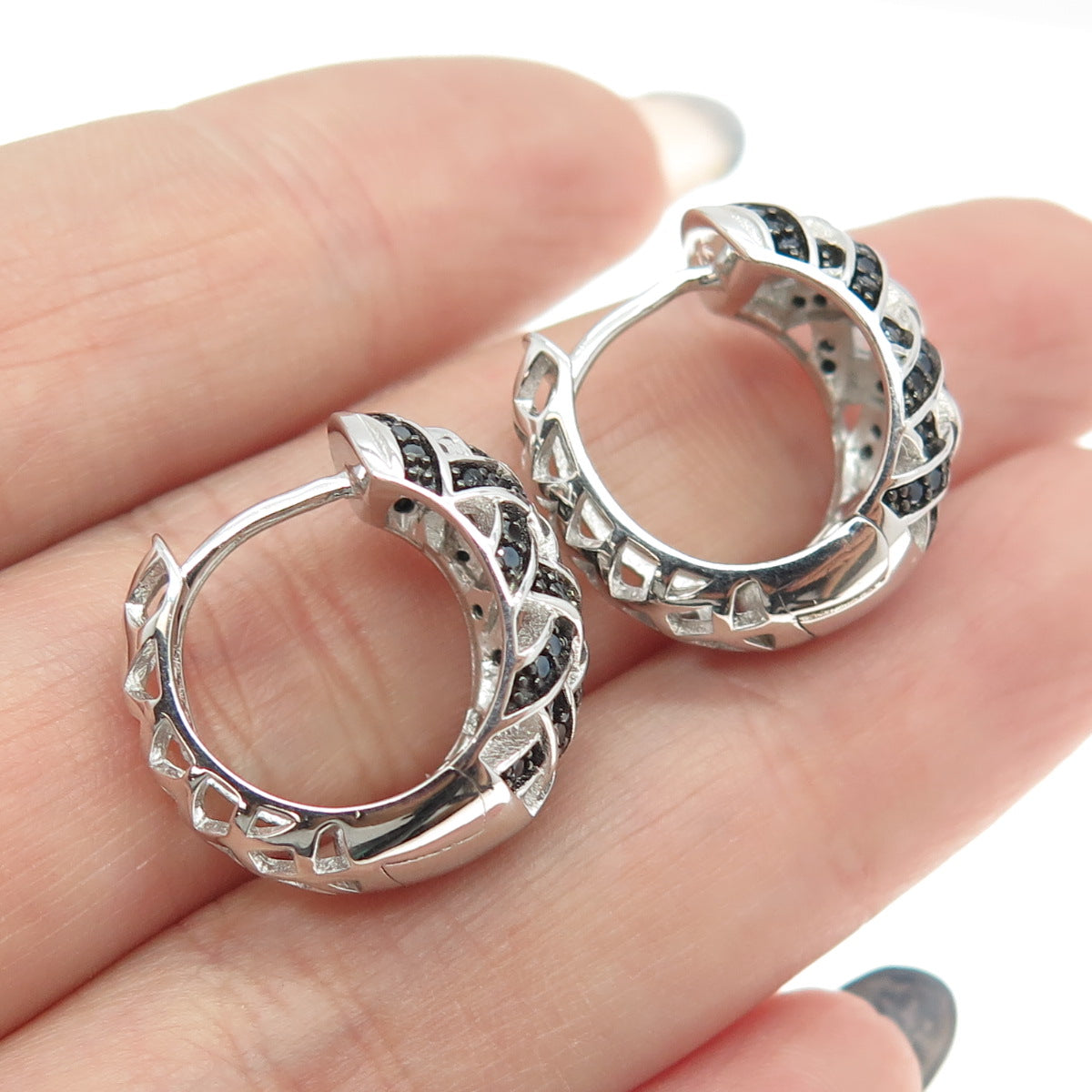 925 Sterling Silver Round-Cut Black C Z Woven Hoop Earrings