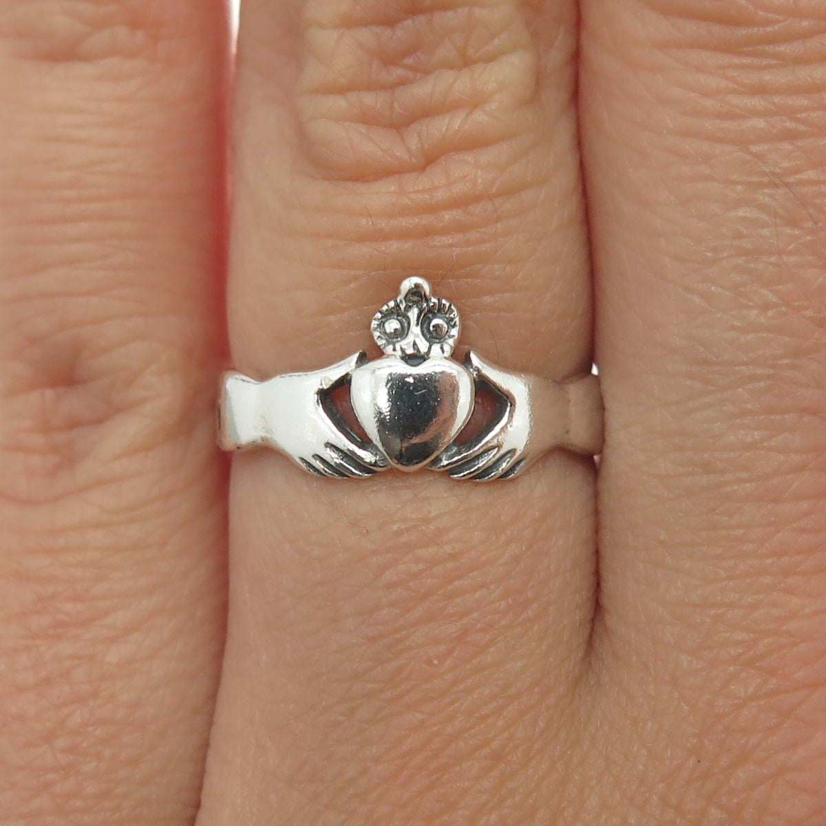 925 Sterling Silver Vintage Irish Claddagh Ring Size 6.75