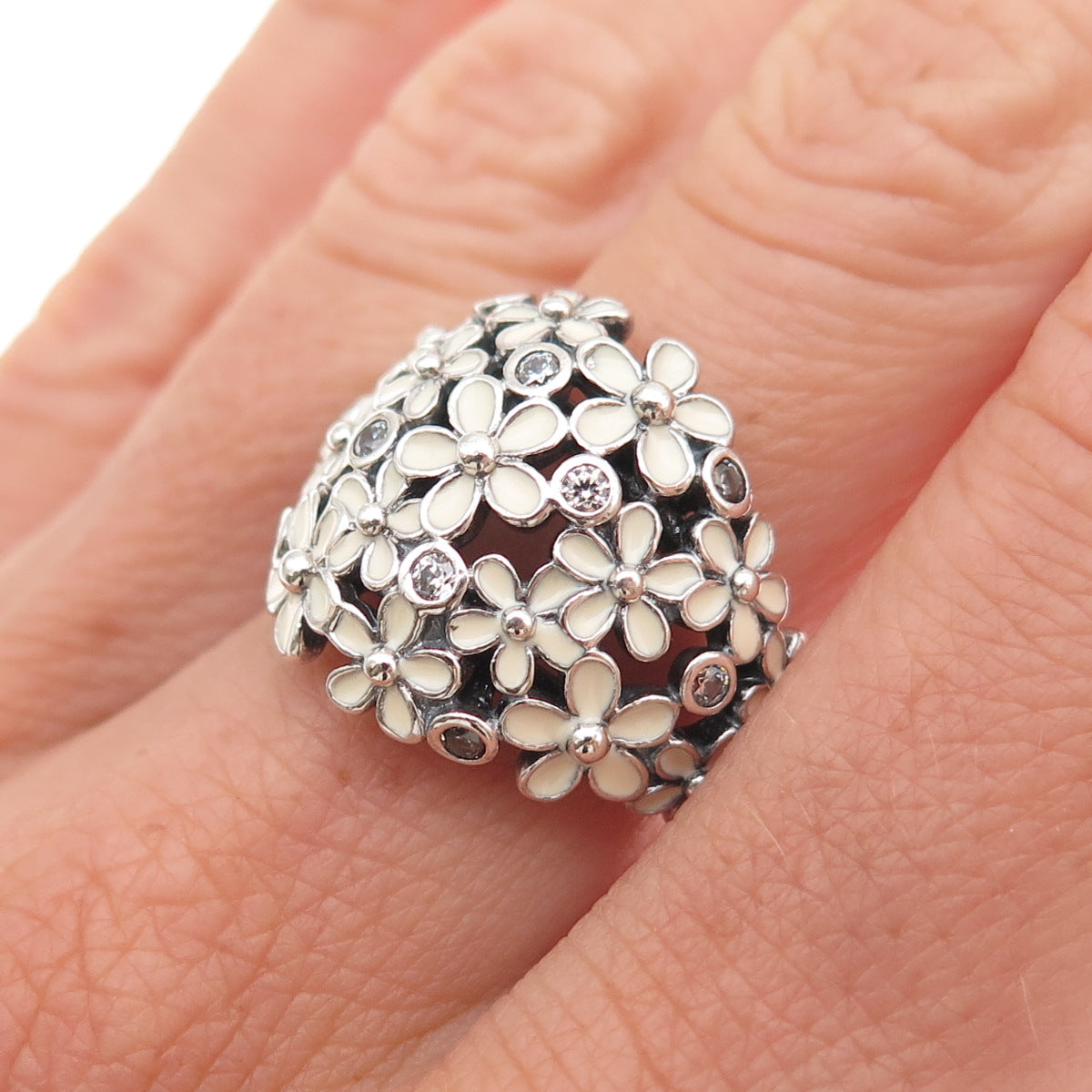 Pandora 925 Sterling Silver Enamel & C Z Darling Daisy Bouquet Ring Size 7