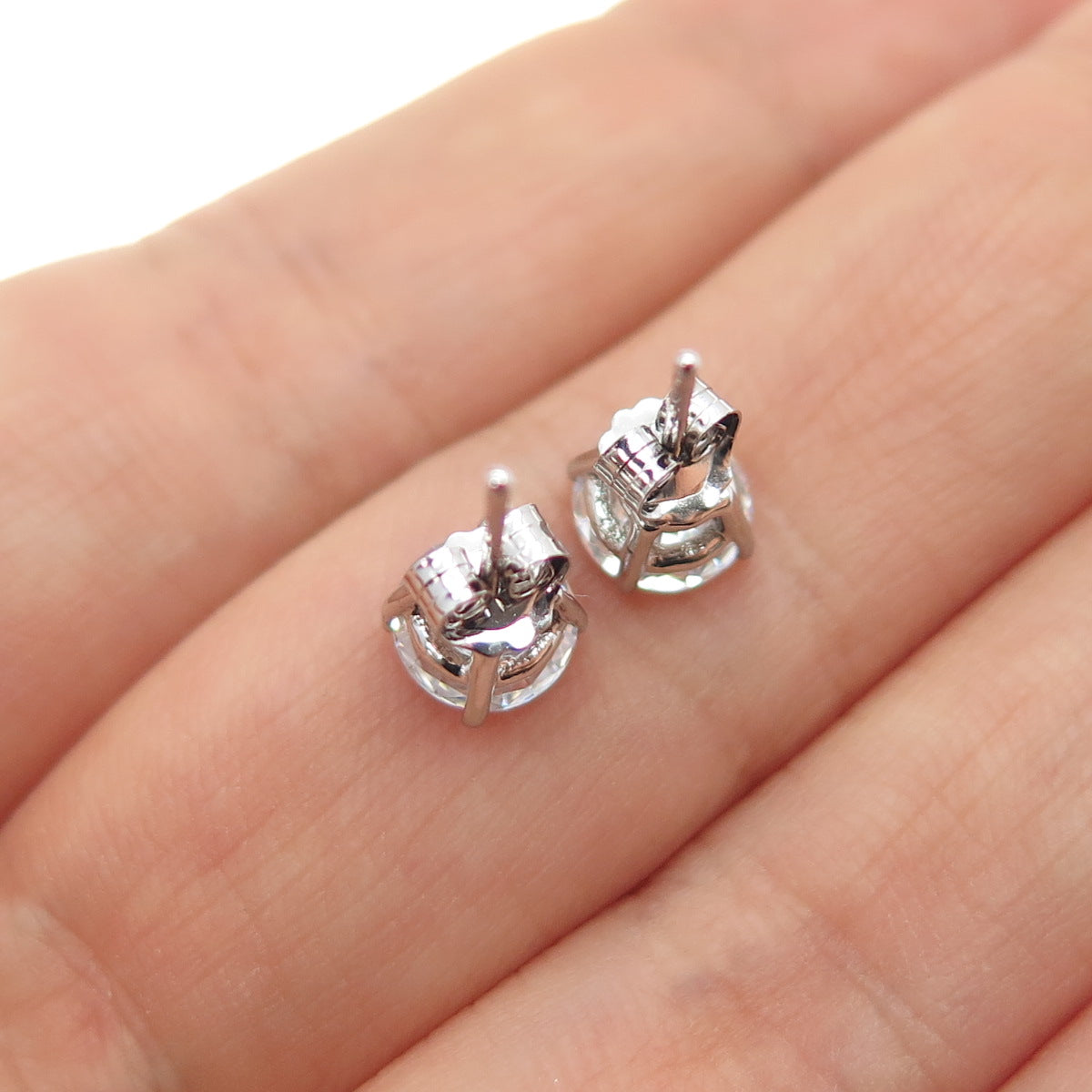 925 Sterling Silver Round-Cut C Z Stud Earrings