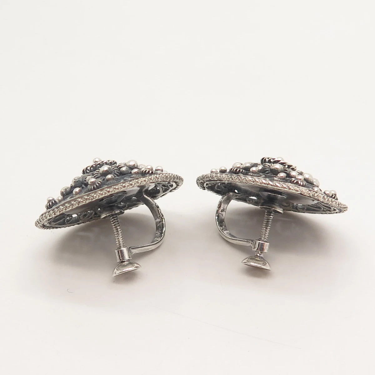 925 Sterling Silver Vintage Topazio Cannetille Round Screw Back Earrings