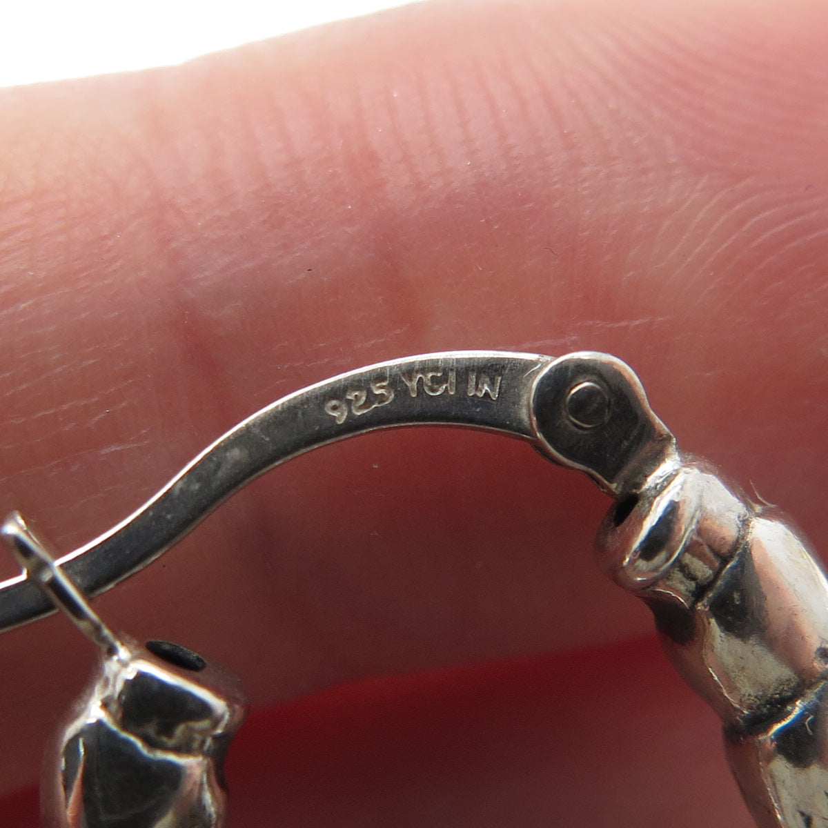 925 Sterling Silver Ribbed Puffy Hoop Earrings