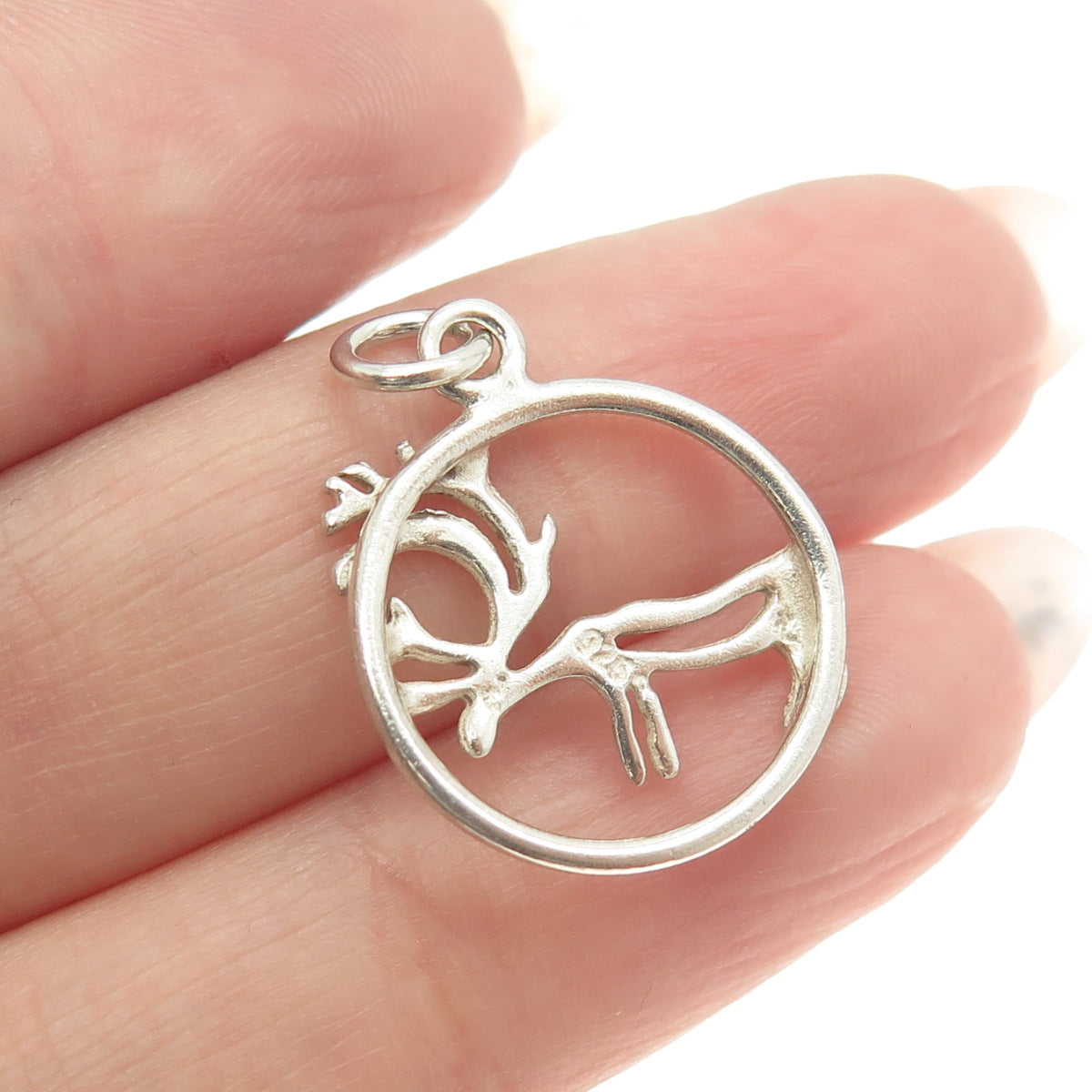 925 Sterling Silver Vintage Elk Round Pendant