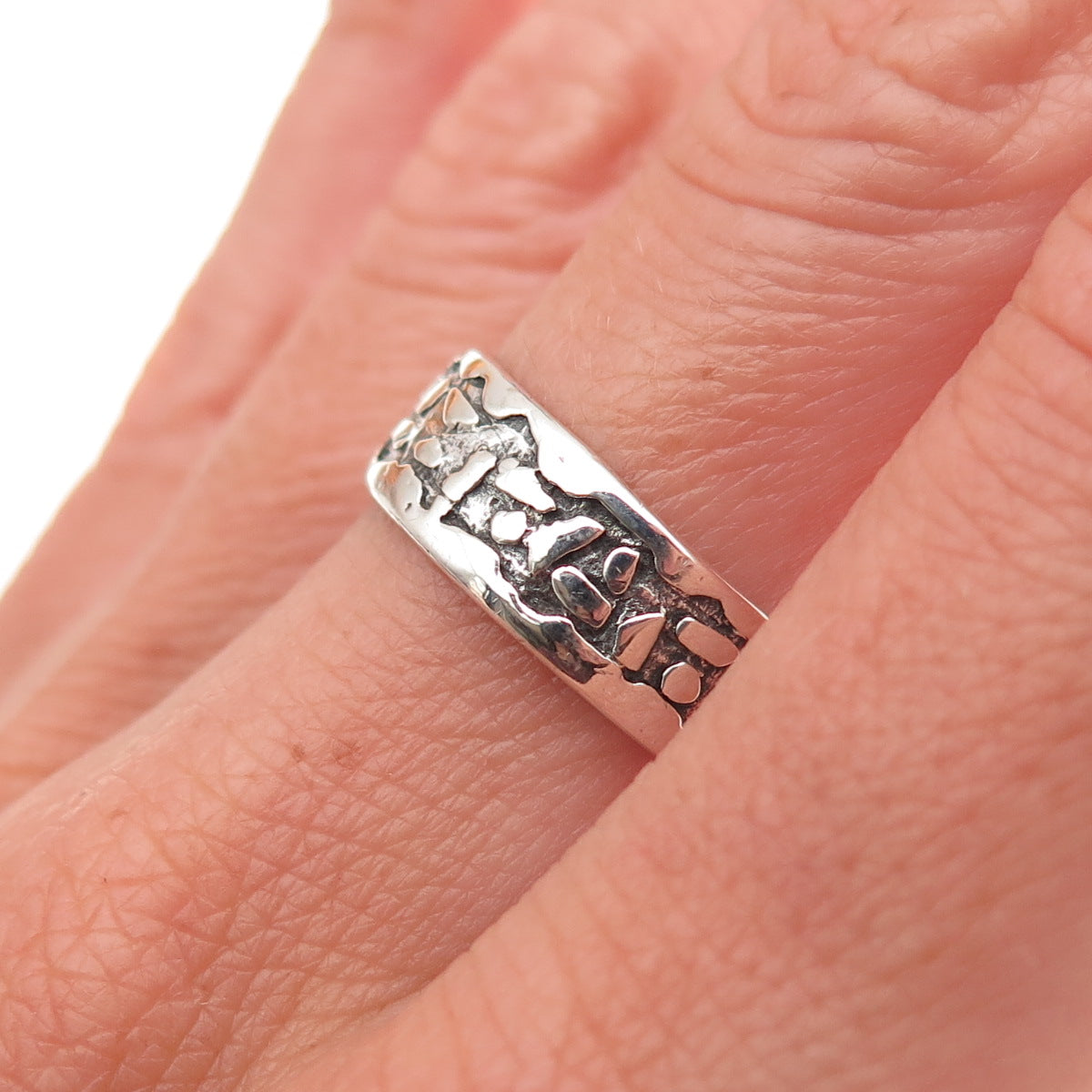 Bell Trading Post 925 Sterling Silver Vintage Nugget Oxidized Band Ring Size 8