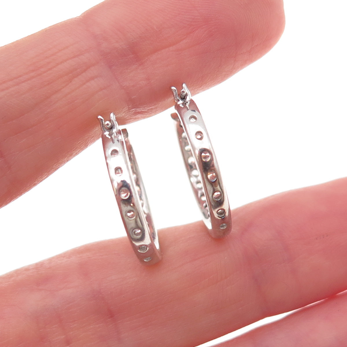 Kiera 925 Sterling Silver Round-Cut C Z In & Out Hoop Earrings