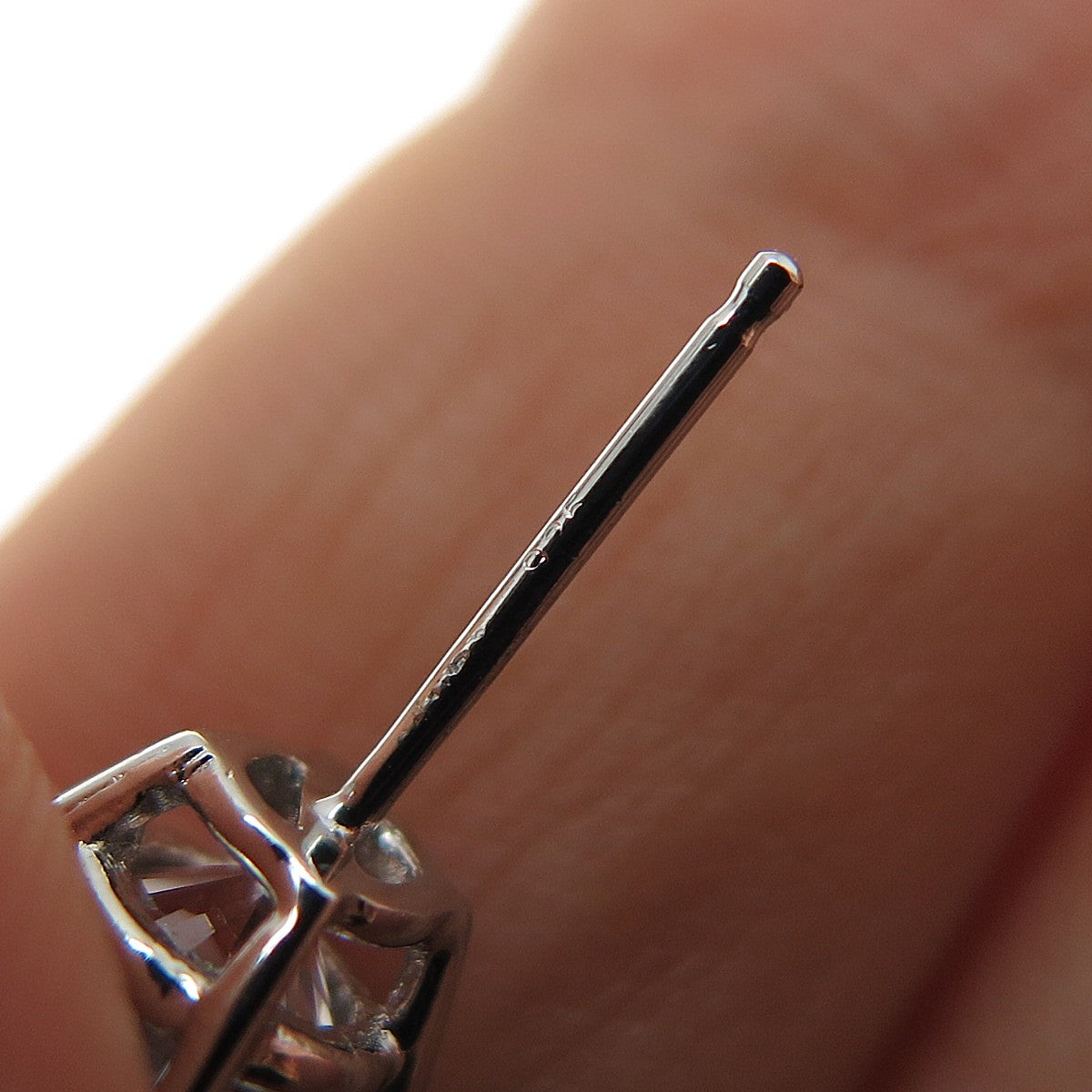 925 Sterling Silver Round-Cut C Z Stud Earrings