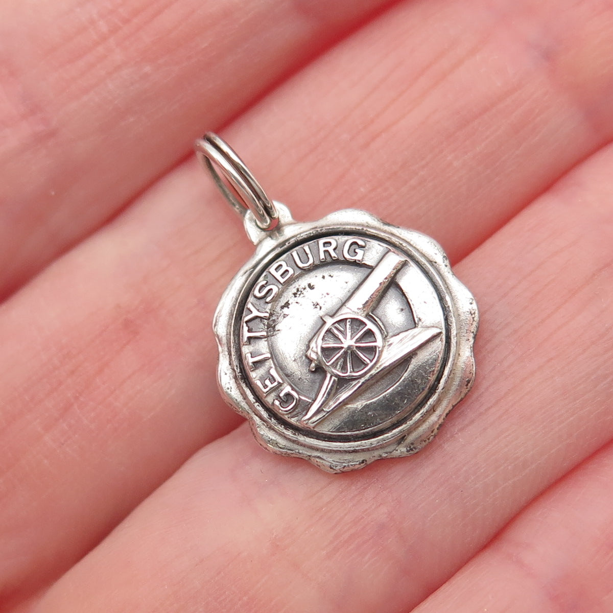 BATES & KLINKE 925 Sterling Silver Vintage Gettysburg Mini Charm Pendant