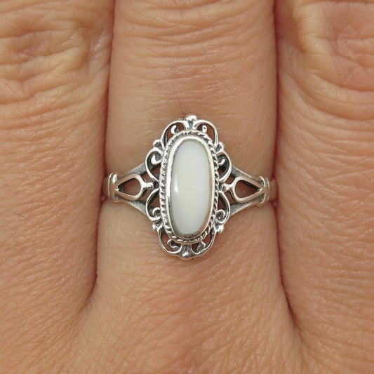 925 Sterling Silver Vintage Real MOP Ornate Ring Size 8.25