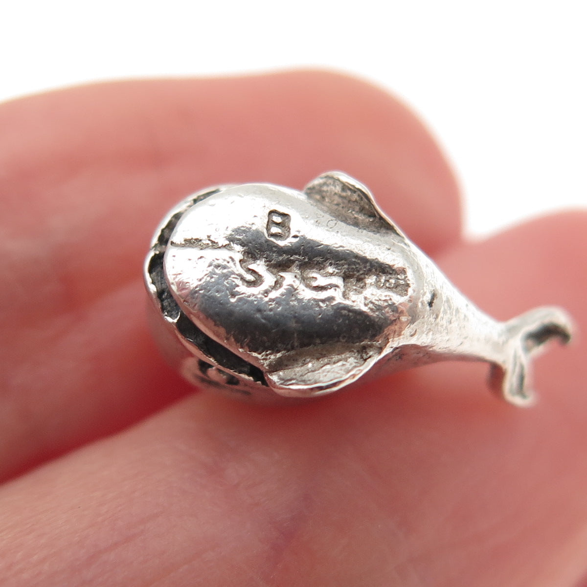 BEAU 925 Sterling Silver Vintage Friendly Dolphin 3D Mini Charm Pendant