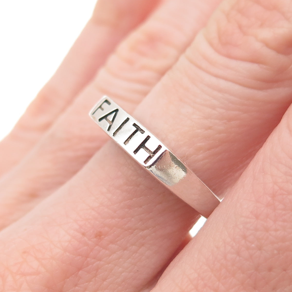 925 Sterling Silver Vintage Faith Ring Size 7.75