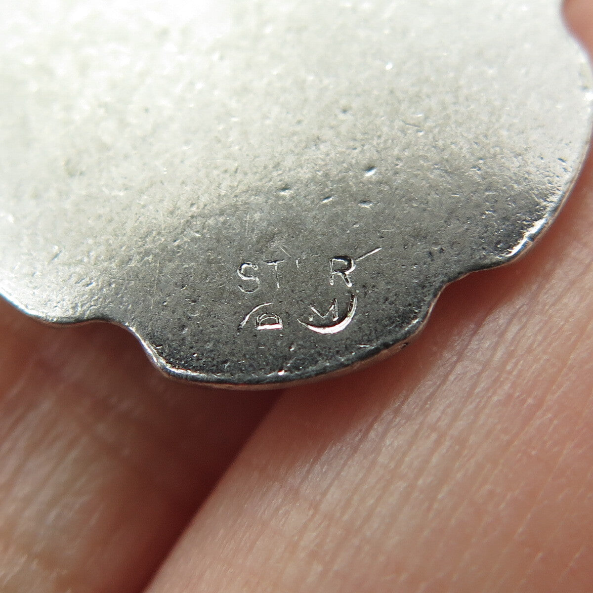 925 Sterling Silver Antique "21" Lucky Number Textured Pendant