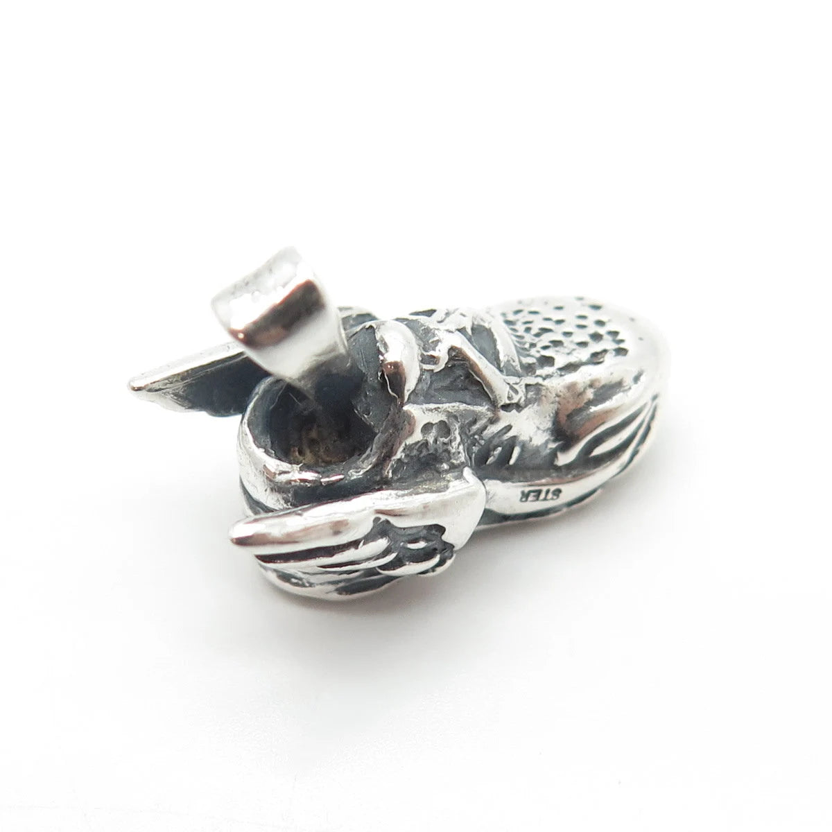 925 Sterling Silver Vintage Sneakers w/ Wings Pendant