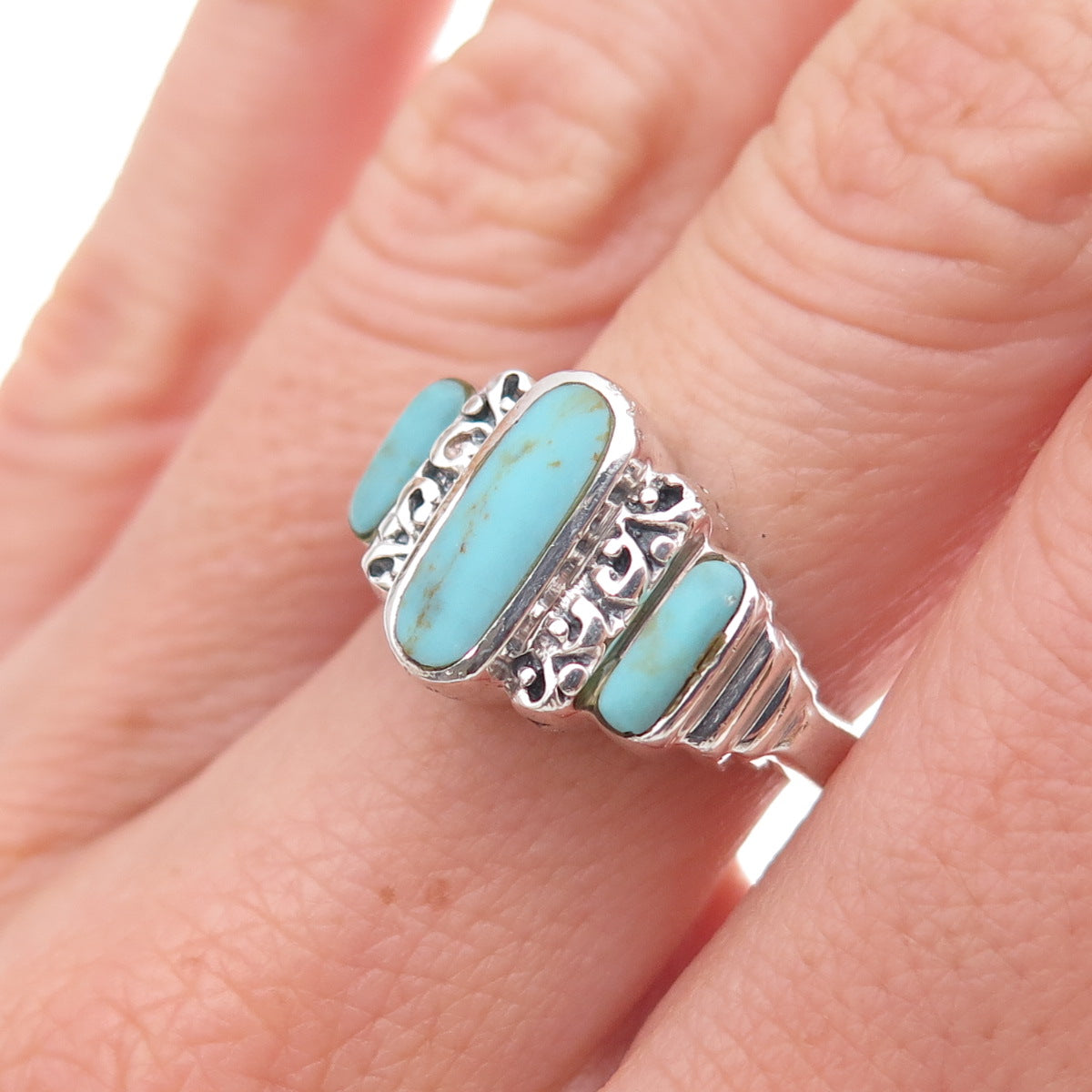 925 Sterling Silver Vintage Real Turquoise Oxidized Ring Size 6.75