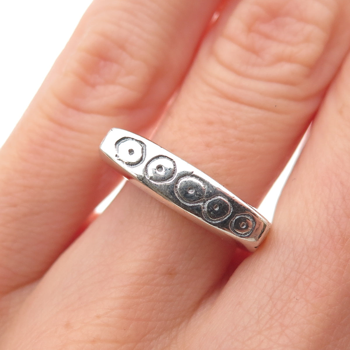 Lisa Jenks 925 Sterling Silver Vintage Modernist Bar Oxidized Ring Size 6