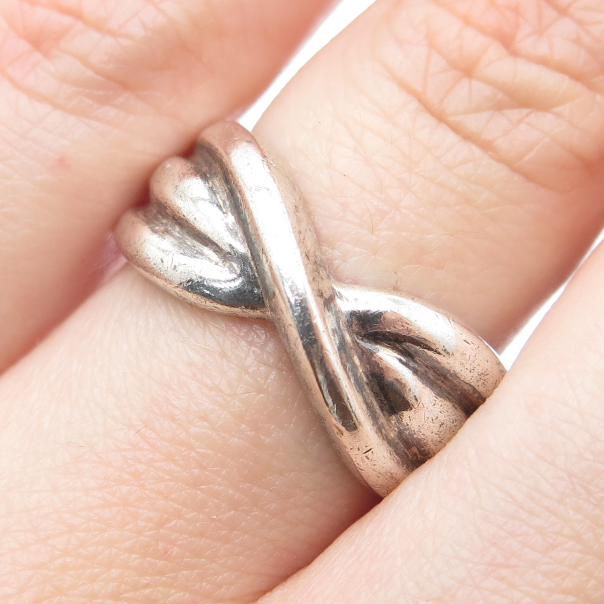 925 Sterling Silver Vintage Modernist Twisted Oxidized Ring Size 8.25