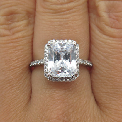 925 Sterling Silver Radiant & Round-Cut Shaped C Z Ring Size 7.25