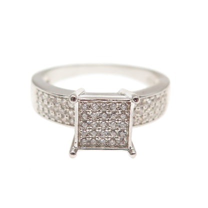 925 Sterling Silver Round-Cut C Z Engagement Ring Size 7