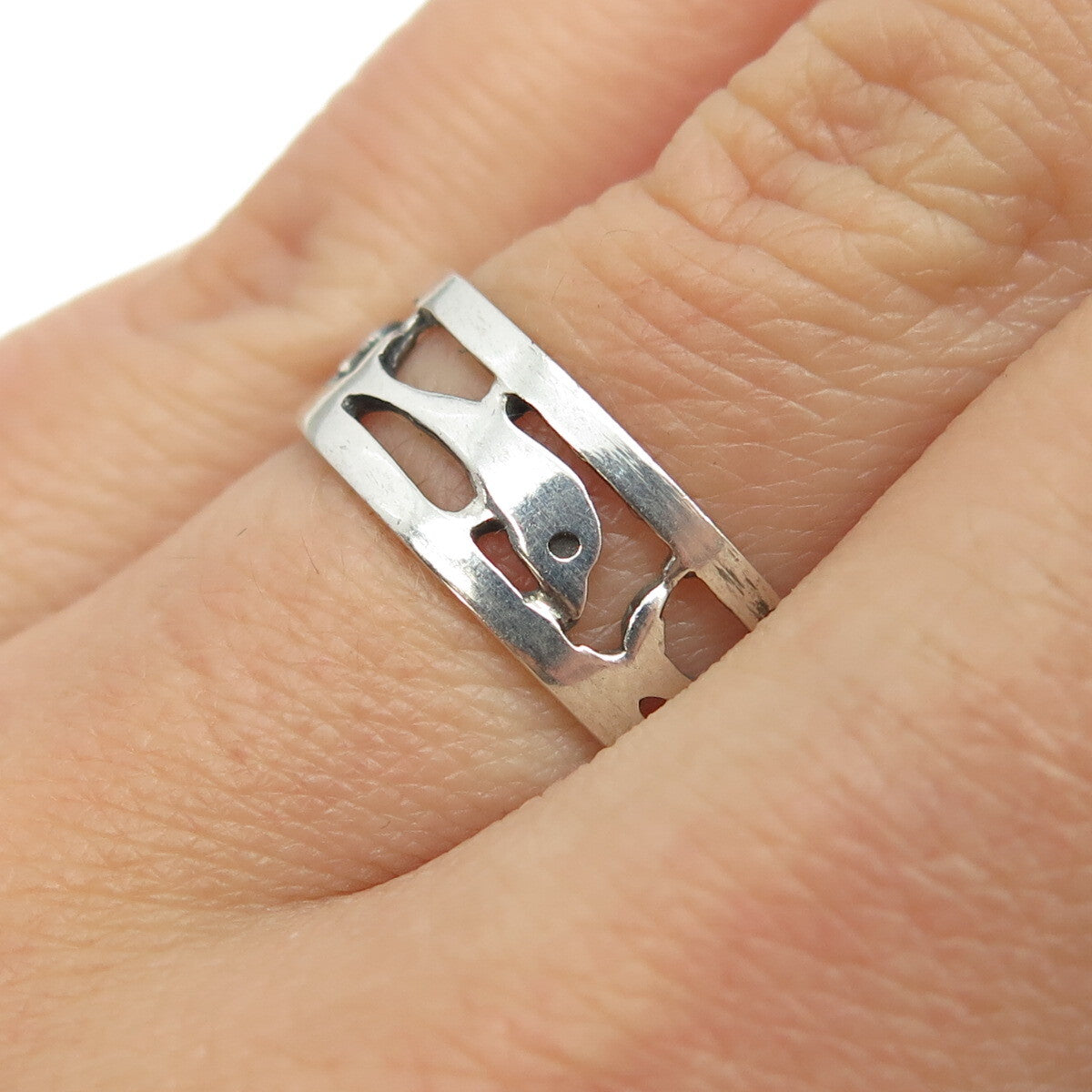 925 Sterling Silver Vintage Friendly Dolphin All Around Band Ring Size 6.75