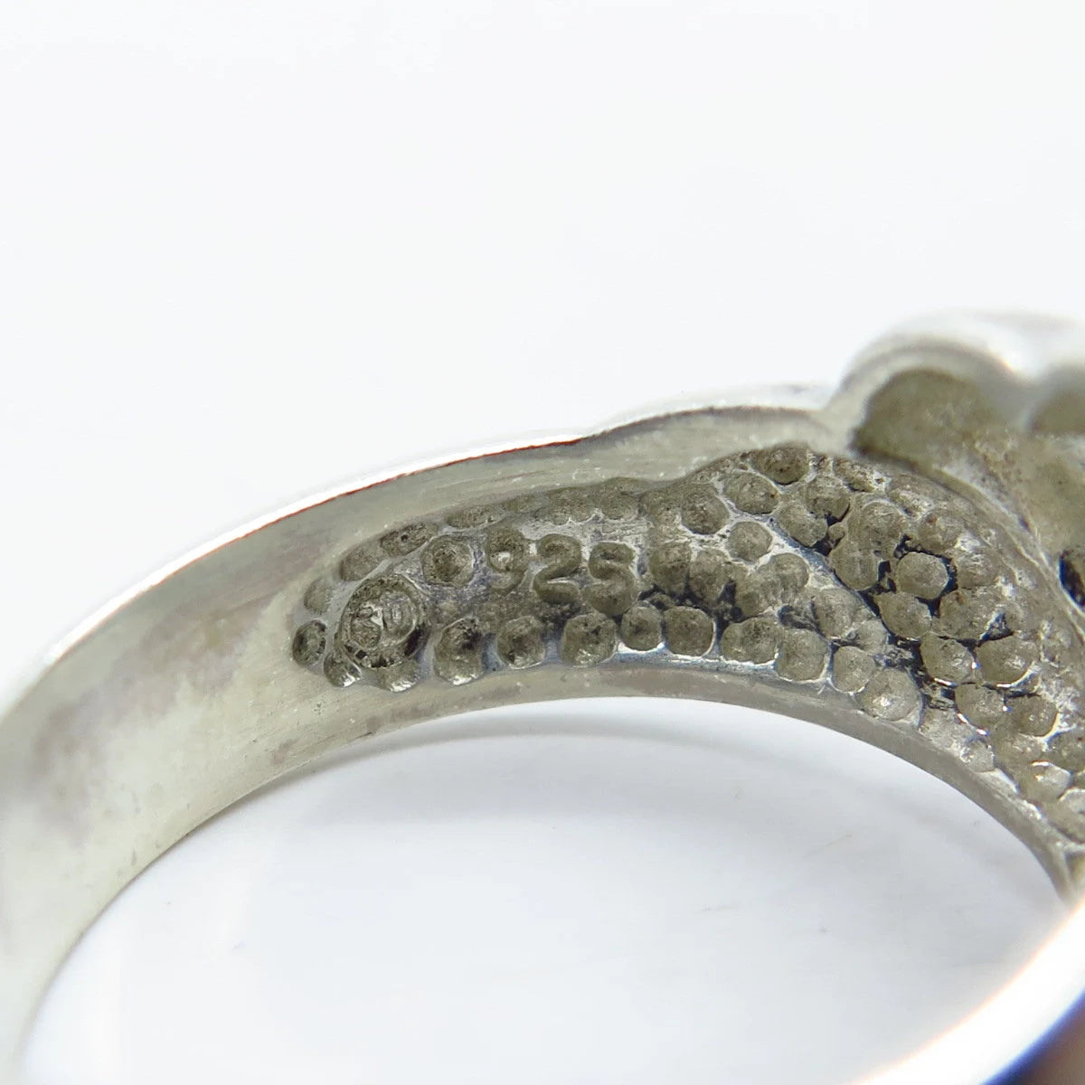 925 Sterling Silver Vintage Ribbed Ring Size 8.25