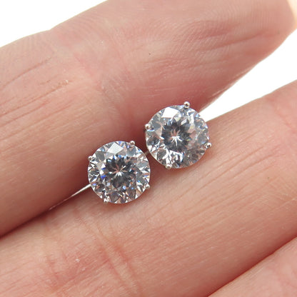925 Sterling Silver Round-Cut Shaped C Z Stud Earrings