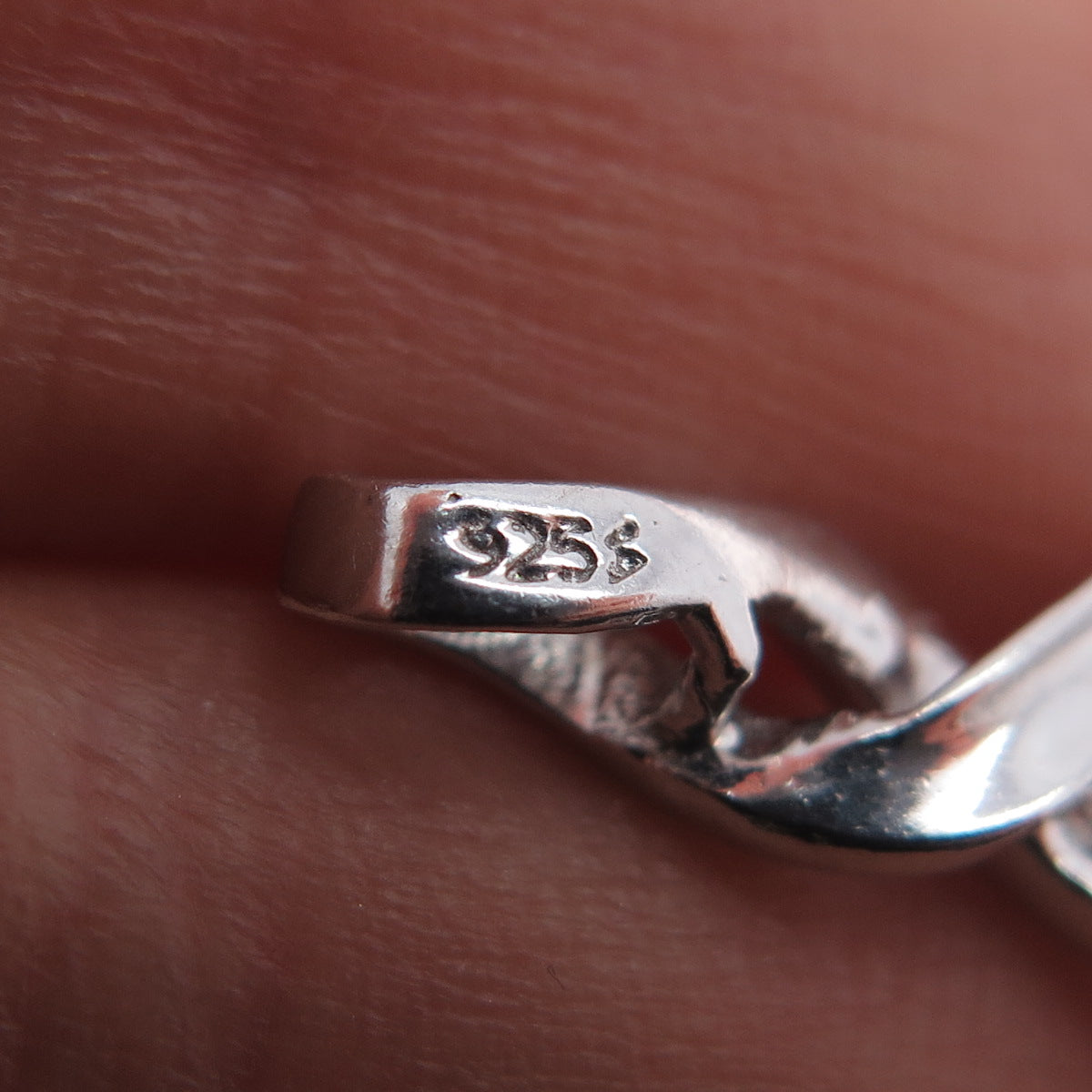 925 Sterling Silver Real Round-Cut Diamond Twisted Slide Charm Pendant