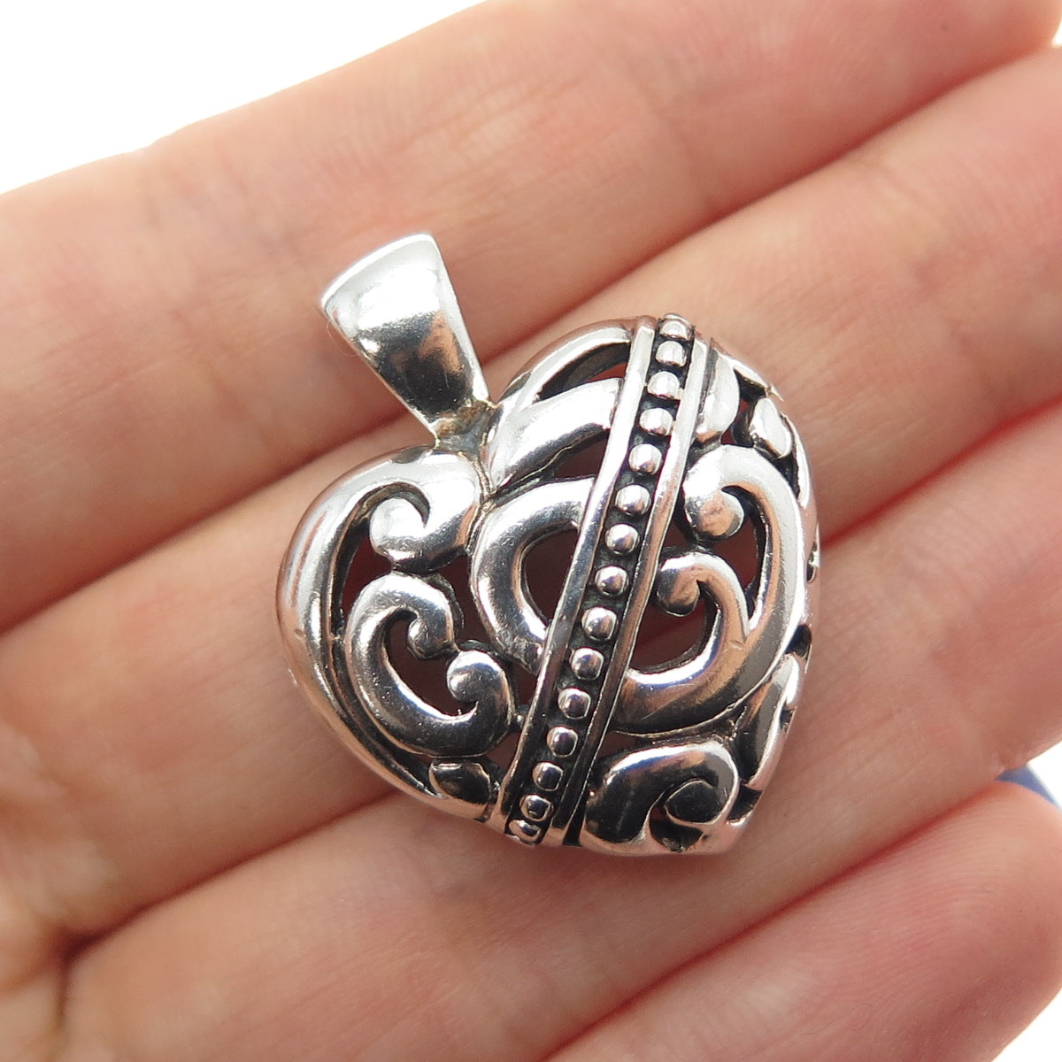 ANNIKA WITT 925 Sterling Silver Vintage Ornate Heart Oxidized Charm Pendant