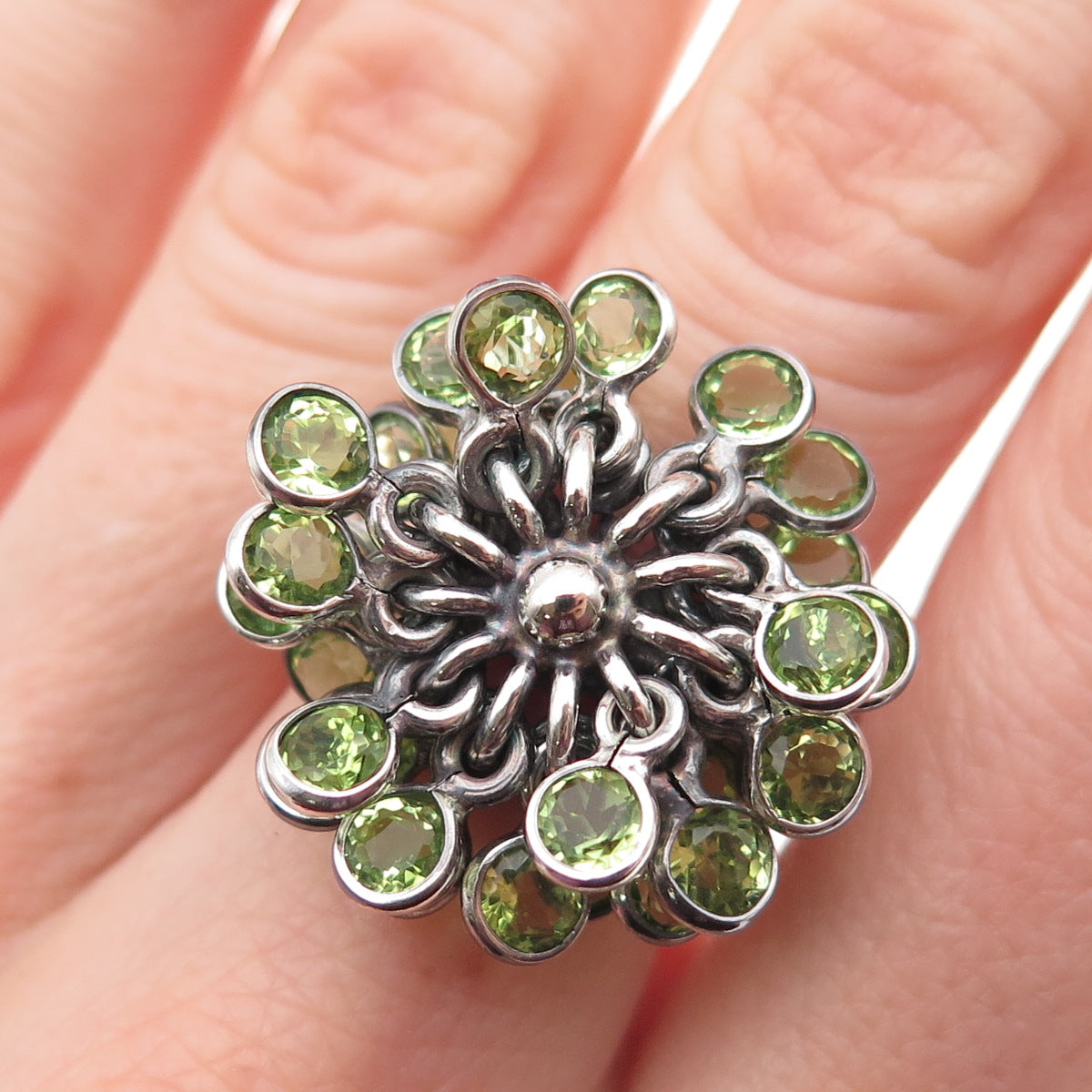 925 Sterling Silver Vintage Real Peridot Modernist Charm Ring Size 9.75