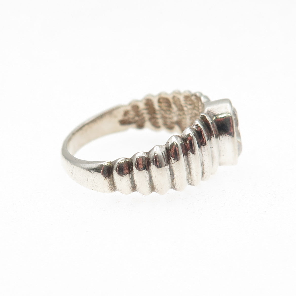 925 Sterling Silver Vintage Oval-Cut C Z Ribbed Ring Size 6