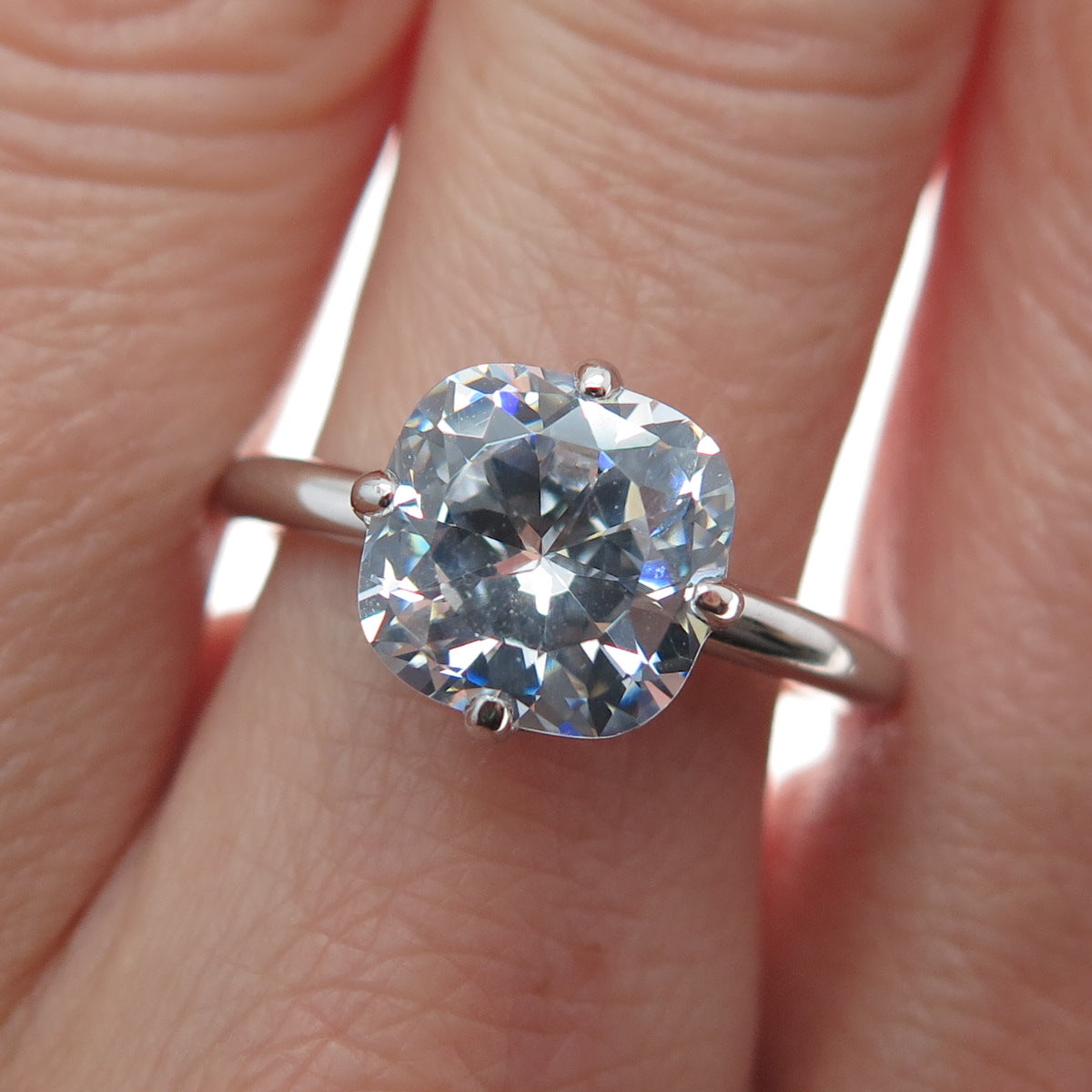 DSMK 925 Sterling Silver Cushion-Cut Shaped C Z Engagement Ring Size 7.25