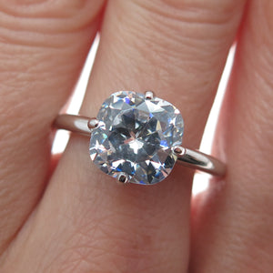 DSMK 925 Sterling Silver Cushion-Cut Shaped C Z Engagement Ring Size 7.25