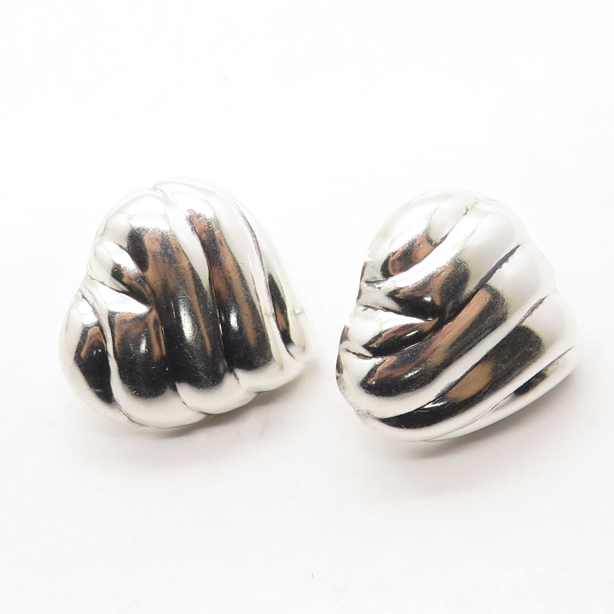 925 Sterling Silver Vintage Ribbed Heart Earrings