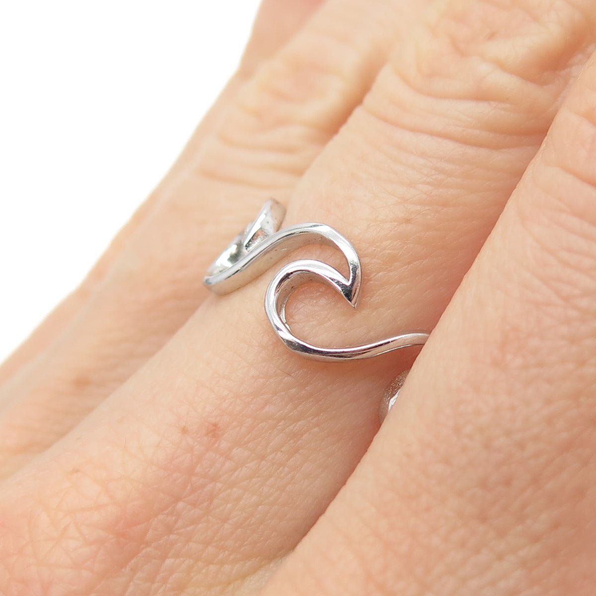 925 Sterling Silver Wave Ring Size 7.25