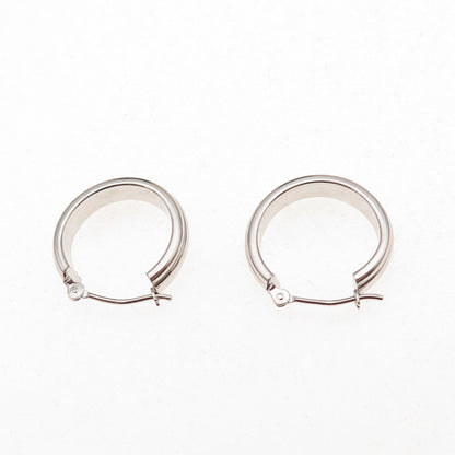 Jacmel Mauritius 14K White Gold Hoop Earrings