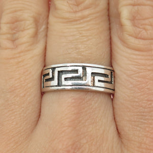 925 Sterling Silver Vintage Greek Maze Band Ring Size 8