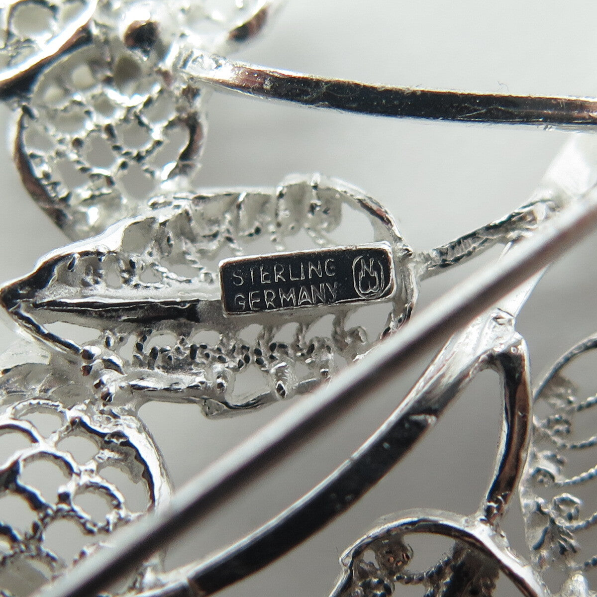925 Sterling Silver Vintage Germany Twig Leaf Ornate Pin Brooch