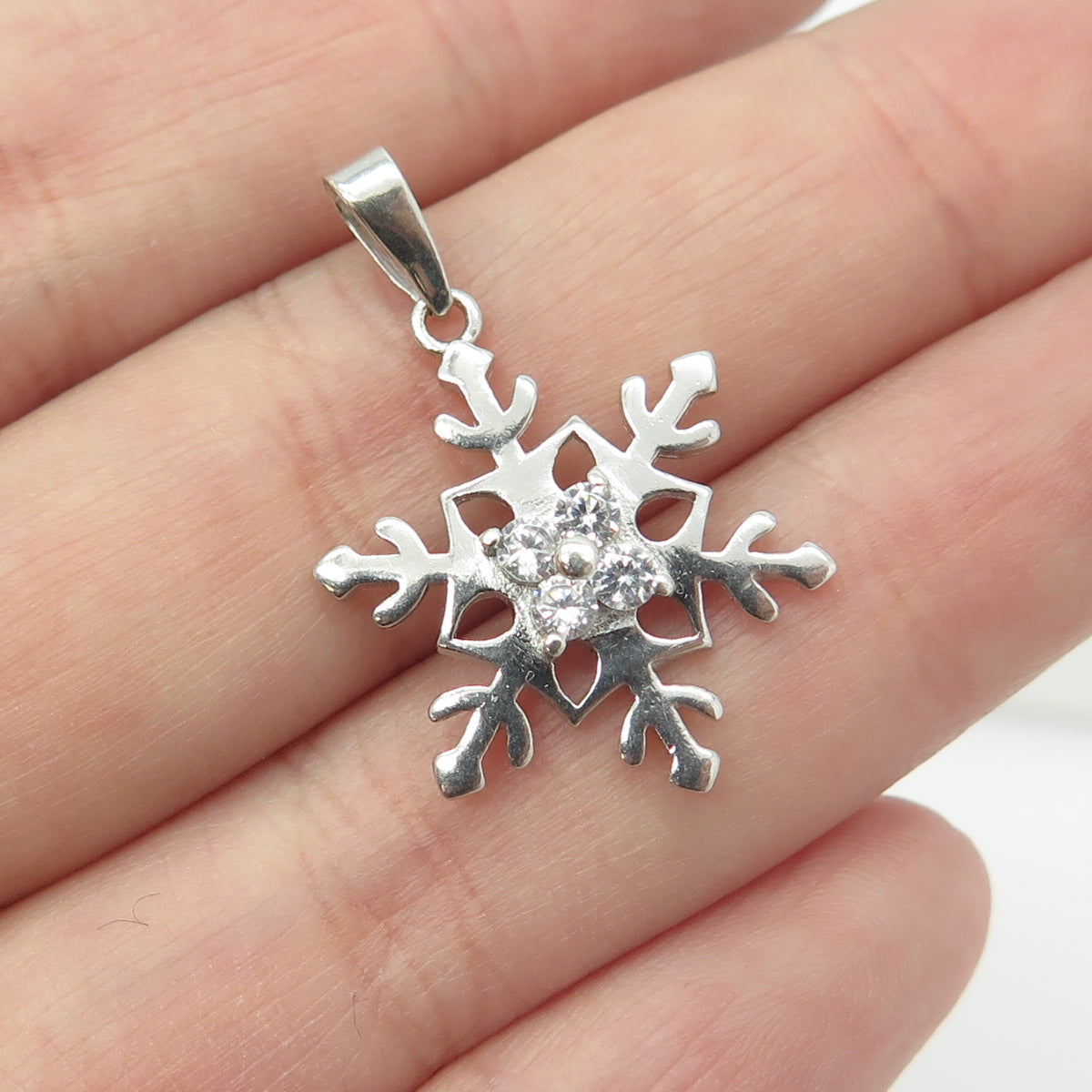 925 Sterling Silver Round-Cut C Z Snowflake Pendant