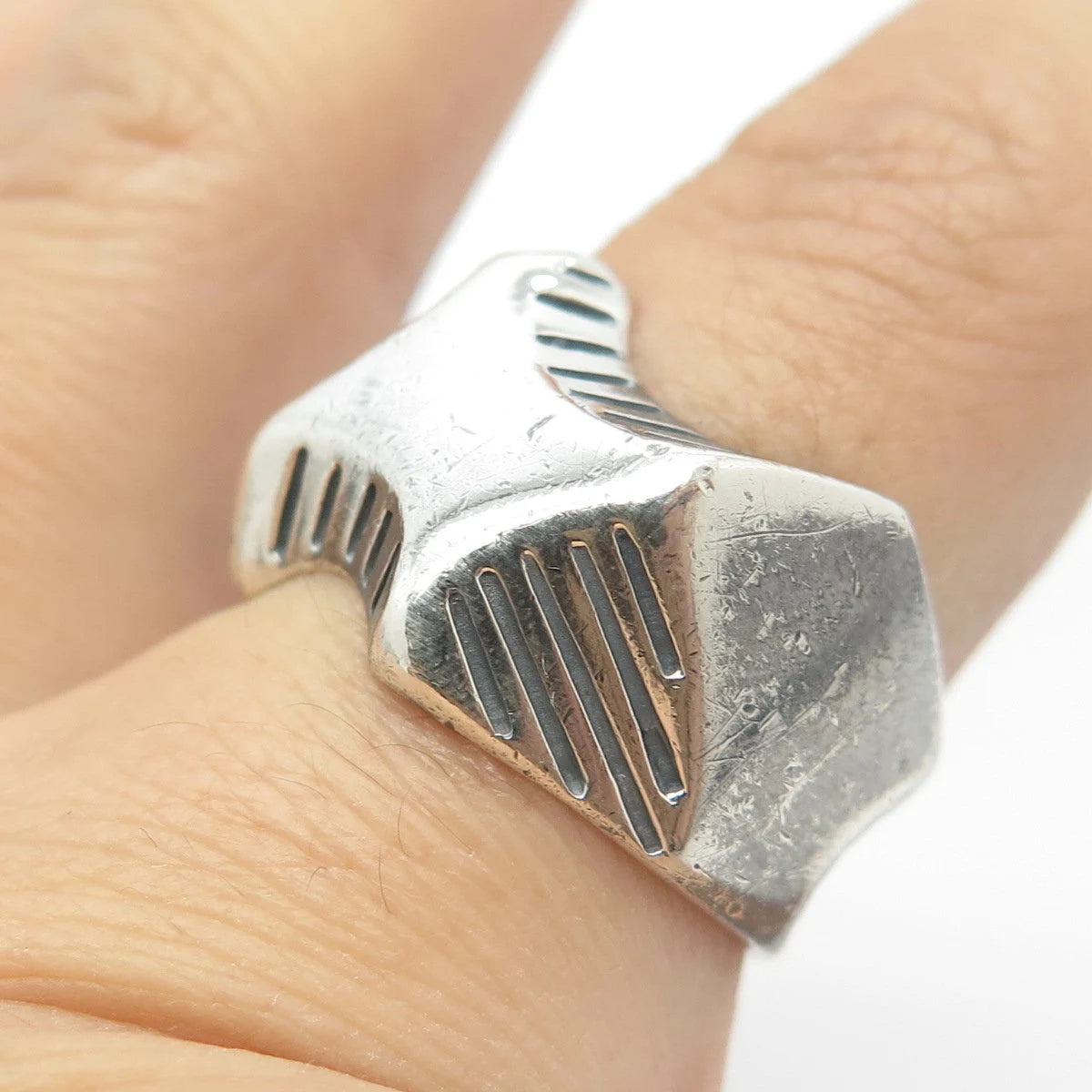 925 Sterling Silver Vintage Bayama Striped Modernist Ring Size 7.75