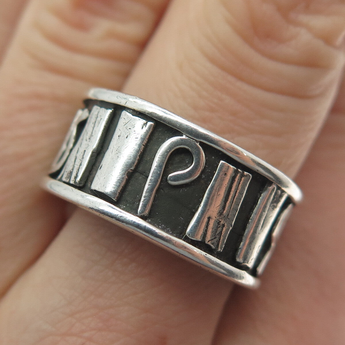 925 Sterling Silver Vintage Modernist Oxidized Band Ring Size 9.5
