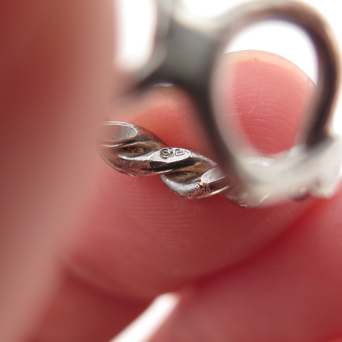 925 Sterling Silver Vintage Infinity Twisted Oxidized Ring Size 5.25