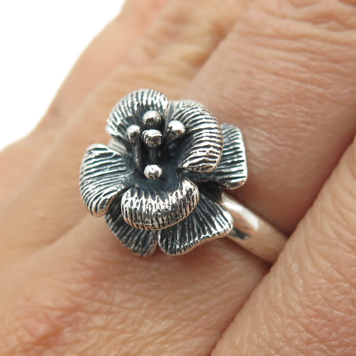 925 Sterling Silver Vintage Flower Blossom Oxidized Ring Size 7