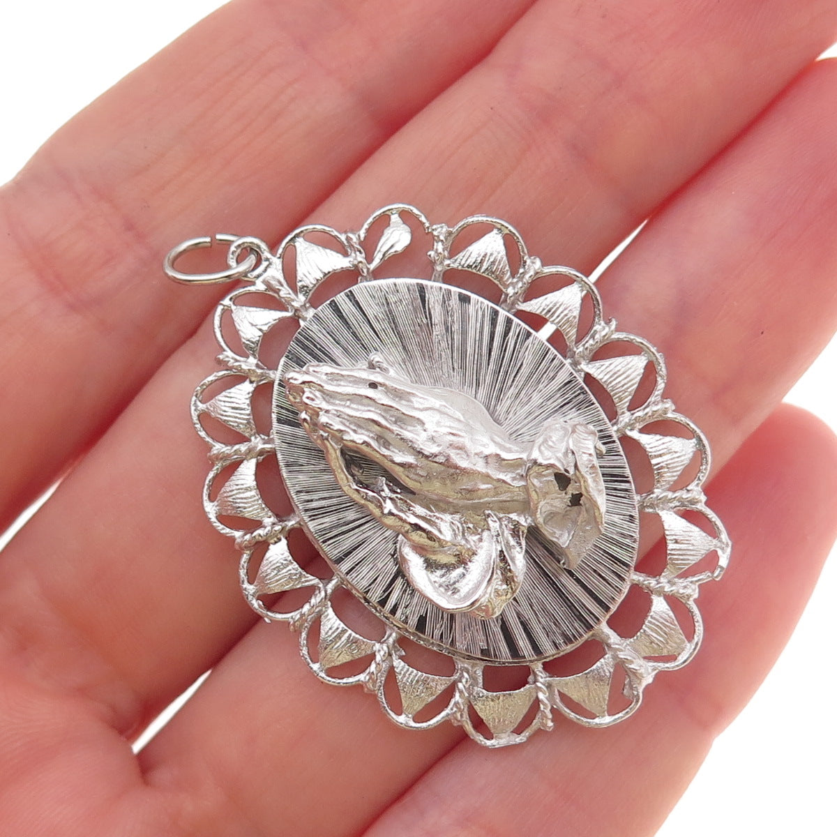 Art's Elegance 925 Sterling Silver Vintage Prayer Hands Religious Charm Pendant