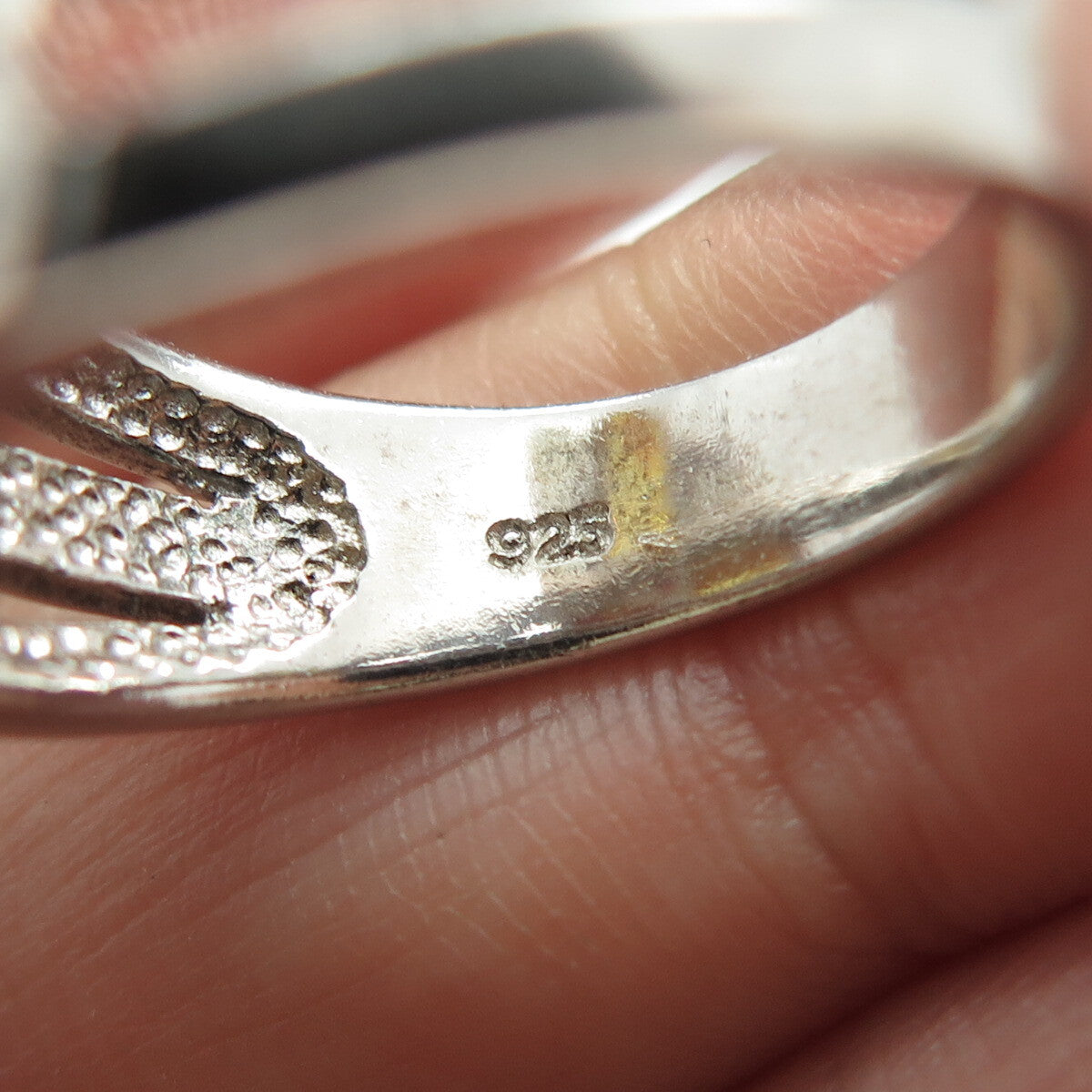 925 Sterling Silver Oval & Round-Cut Canary White C Z Cluster Ring Size 7