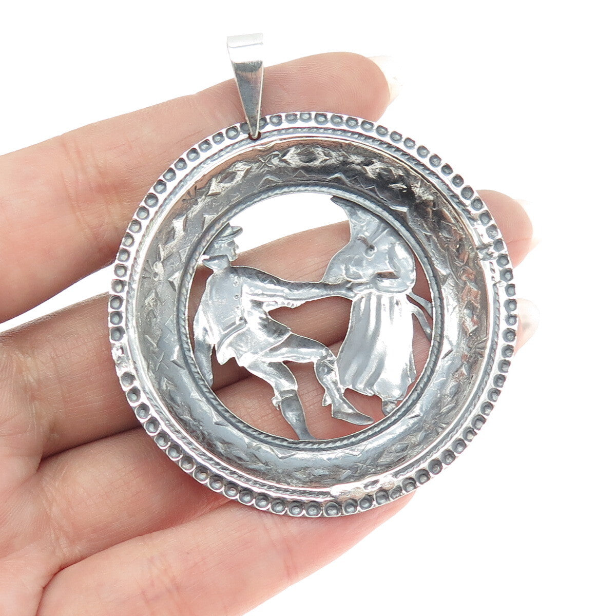 925 Sterling Silver Vintage Dancing Couple Engraved Pendant