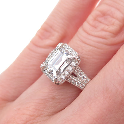 Judith Ripka Sterling Silver Emerald & Round-Cut C Z Engagement Ring Size 6.25