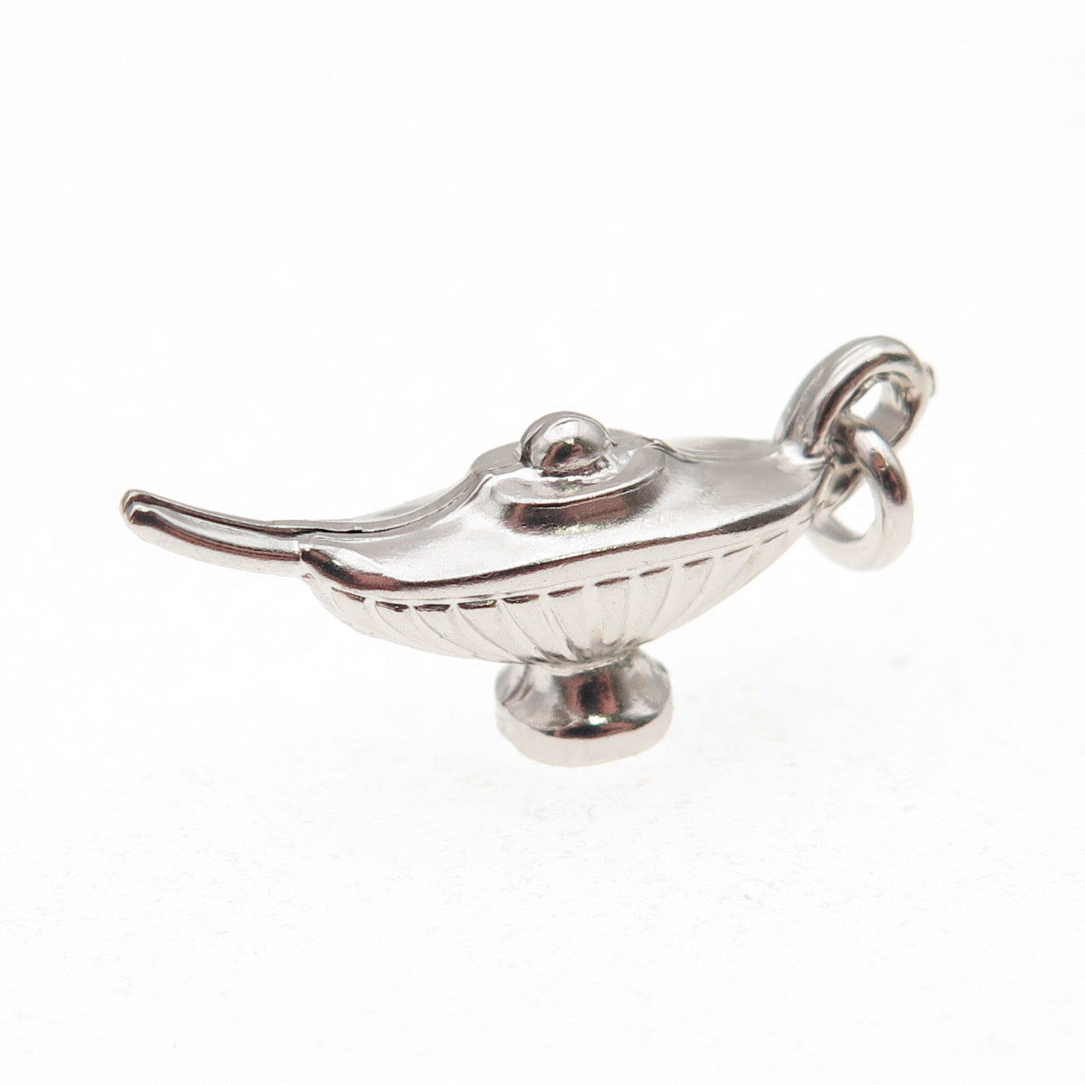AE Art's Elegance 925 Sterling Silver Vintage Aladdin Lamp 3D Mini Charm Pendant