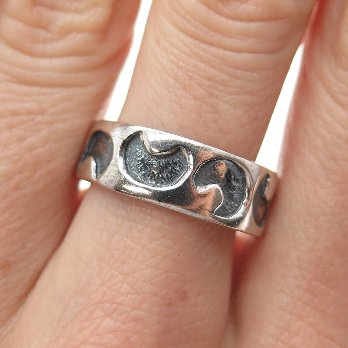 925 Sterling Silver Vintage Crescent Moon Band Ring Size 9.25